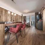 Platzhirsch & Apartment