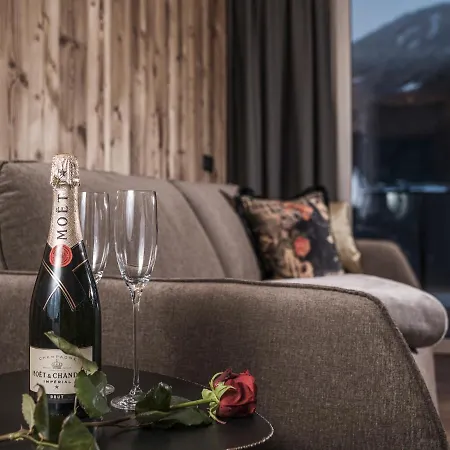 Platzhirsch & דירה מאיירהופן