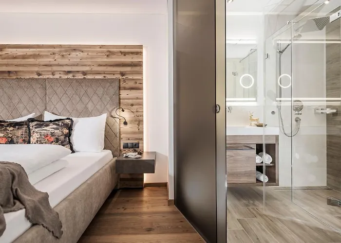 Platzhirsch & Apartamento Mayrhofen