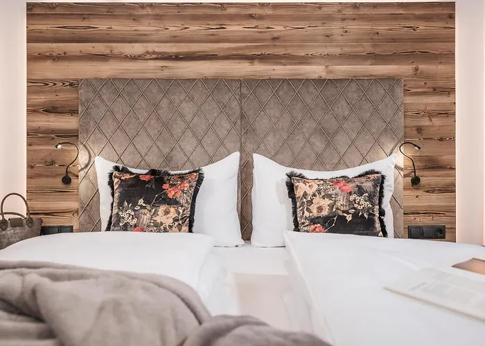 Platzhirsch & * Mayrhofen