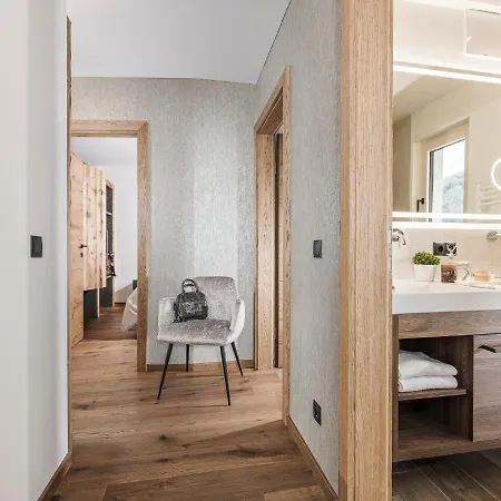 Apartment Platzhirsch & *